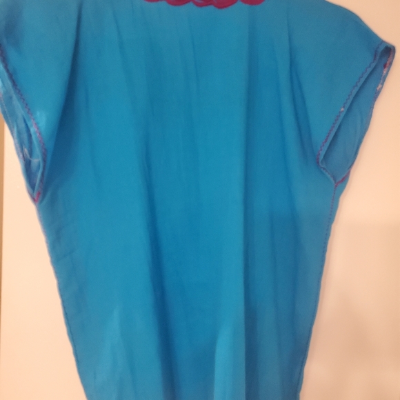 Top - Picture 2 of 2